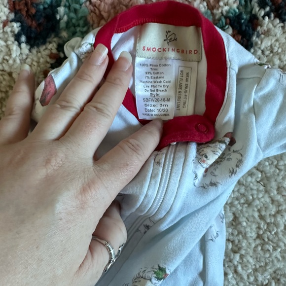 Smocking bird Santa onesie - Picture 2 of 3